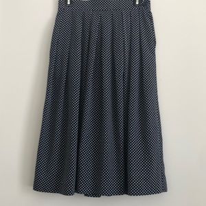 Koret navy polka dot flare skirt size xs-s
